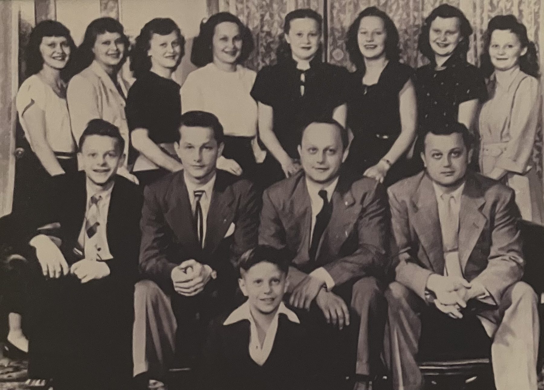 The thirteen children of George and Anna Kraynak